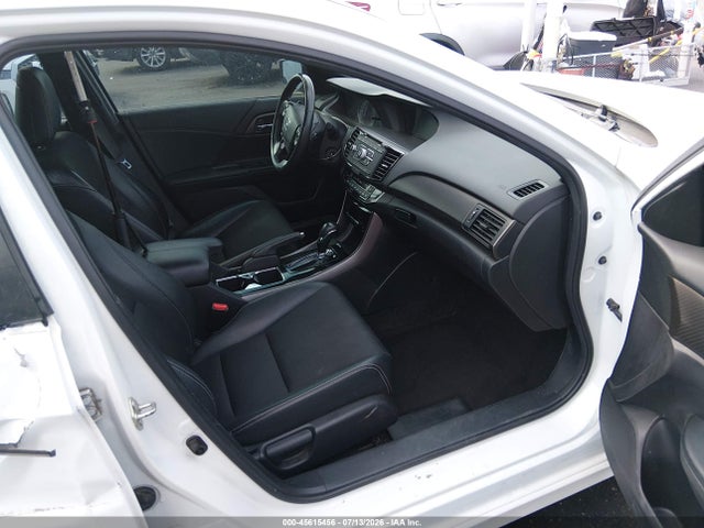 1HGCR2F59GA117650 Honda Accord Sport