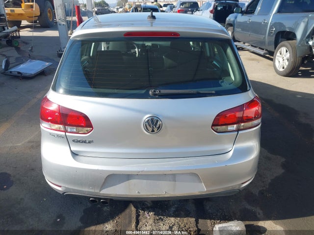 45615482 :رقم المزاد ، WVWDB7AJ5CW347773 vin ، 2012 Volkswagen Golf 2.5l 4-door مزاد بيع