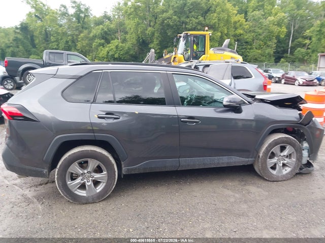 2022 Toyota Rav4 Xle მანქანა იყიდება აუქციონზე, vin: 2T3P1RFV8NC291810, აუქციონის ნომერი: 45615555
