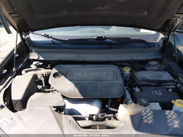 45615568 :رقم المزاد ، 1C4PJMCB5KD107296 vin ، 2019 Jeep Cherokee Latitude 4x4 مزاد بيع