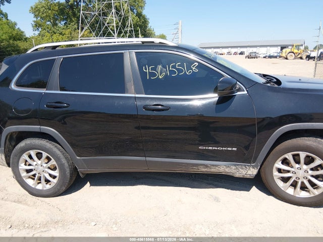 45615568 :رقم المزاد ، 1C4PJMCB5KD107296 vin ، 2019 Jeep Cherokee Latitude 4x4 مزاد بيع