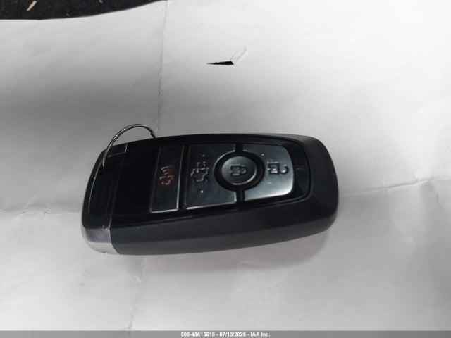3FA6P0HD7JR253286 Ford FUSION SE