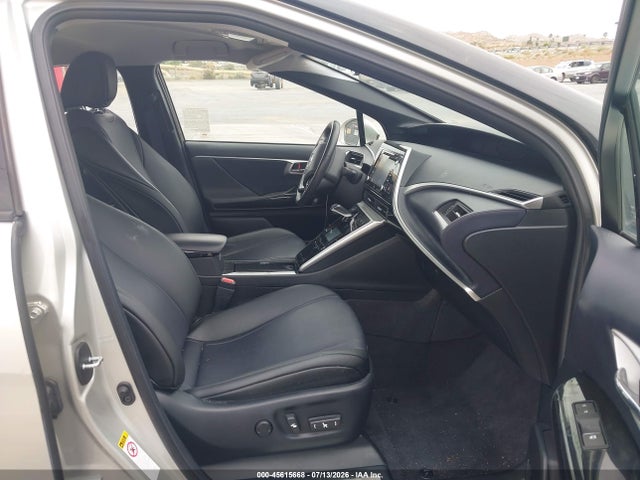 Toyota Mirai 2018 JTDBVRBD4JA005230 Image 16