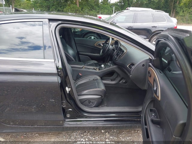 Chrysler 200 C 2015 1C3CCCEG9FN632121 Image 5