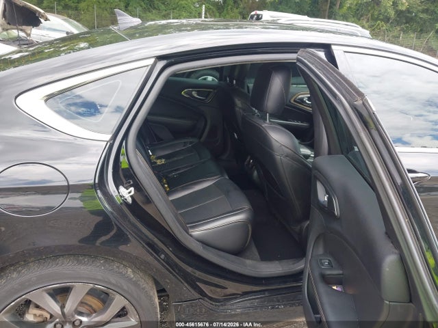 Chrysler 200 C 2015 1C3CCCEG9FN632121 Image 8