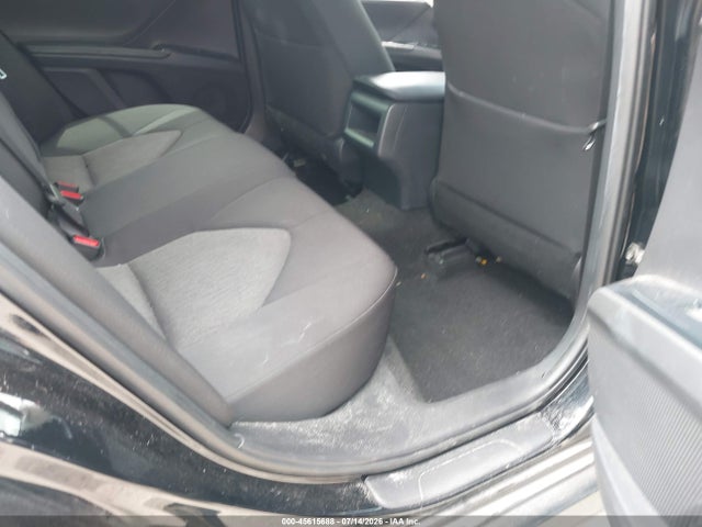 45615688 :رقم المزاد ، JTNB11HKXJ3007230 vin ، 2018 Toyota Camry Le مزاد بيع