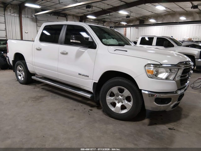 2020 Ram 1500 Big Horn  4x4 5'7 Box მანქანა იყიდება აუქციონზე, vin: 1C6SRFFT2LN358251, აუქციონის ნომერი: 45615717