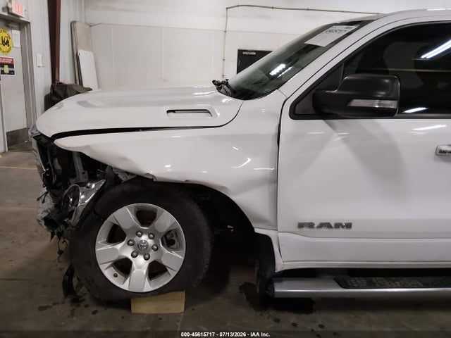 2020 Ram 1500 Big Horn  4x4 5'7 Box მანქანა იყიდება აუქციონზე, vin: 1C6SRFFT2LN358251, აუქციონის ნომერი: 45615717