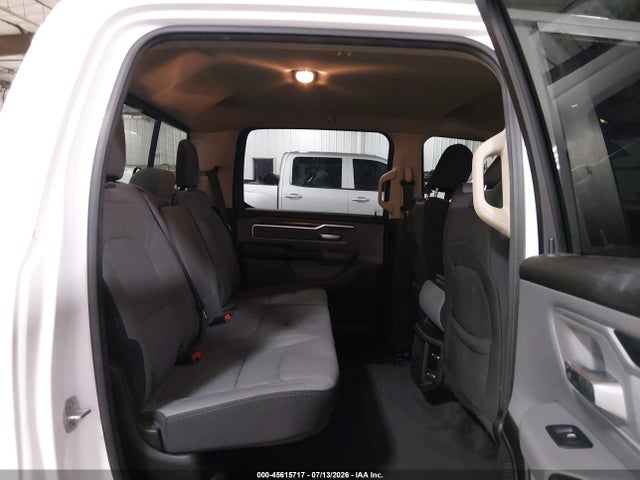 2020 Ram 1500 Big Horn  4x4 5'7 Box მანქანა იყიდება აუქციონზე, vin: 1C6SRFFT2LN358251, აუქციონის ნომერი: 45615717