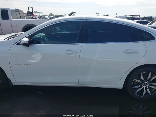 1G1ZD5ST1JF234722 Chevrolet MALIBU LT