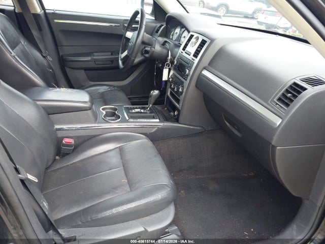 45615744 :رقم المزاد ، 2C3CA5CV0AH122809 vin ، 2010 Chrysler 300 Touring/signature Series/executive Series مزاد بيع