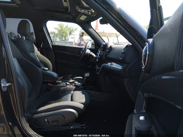 WMZYT3C37H3D98144 Mini Countryman Cooper S
