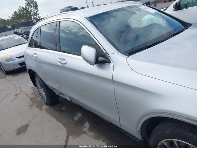 45615773 :رقم المزاد ، WDC0G4JB7JV103711 vin ، 2018 Mercedes-benz Glc 300 مزاد بيع