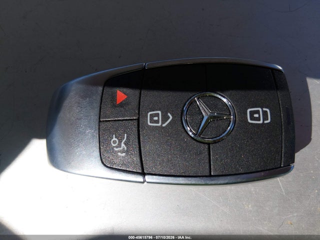 Продажа на аукционе авто 2020 Mercedes-benz Cla 250, vin: WDD5J4GBXLN070586, номер лота: 45615796