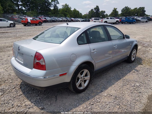 2004 Volkswagen Passat Glx მანქანა იყიდება აუქციონზე, vin: WVWRH63BX4P041314, აუქციონის ნომერი: 45615837