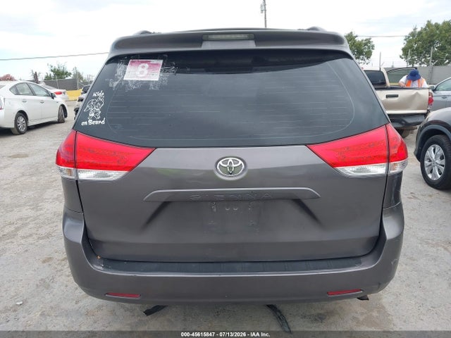 Продажа на аукционе авто 2011 Toyota Sienna, vin: 5TDKA3DCXBS006643, номер лота: 45615847