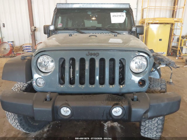 45615876 :رقم المزاد ، 1C4BJWDG8FL689065 vin ، 2015 Jeep Wrangler Unlimited Sport مزاد بيع
