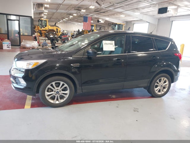 Ford ESCAPE SE 2019 1FMCU9GD9KUA65810 Image 18