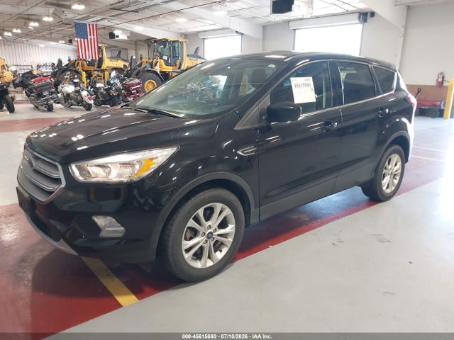 Ford ESCAPE SE 2019 1FMCU9GD9KUA65810 Image 2
