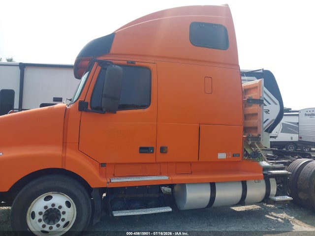 Aukcja sprzedaży 2002 Volvo Vn, vin: 4V4NC9GH02N330518, numer aukcji: 45615901