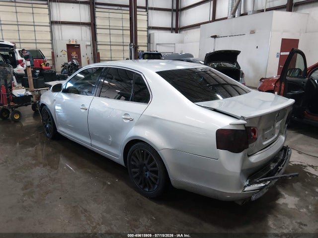 2006 Volkswagen Jetta 2.5 მანქანა იყიდება აუქციონზე, vin: 3VWRG71K16M744933, აუქციონის ნომერი: 45615909