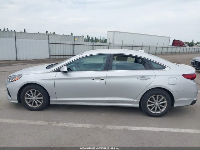 5NPE24AF0KH800846 Hyundai SONATA SE