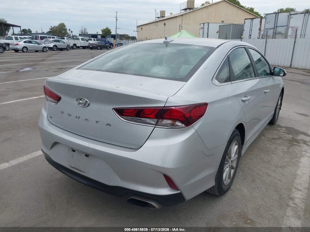 Hyundai SONATA SE 2019 5NPE24AF0KH800846 Image 4