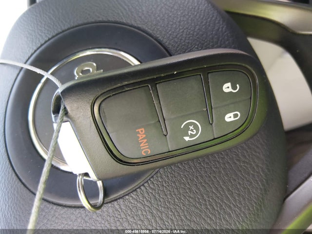 45615956 :رقم المزاد ، 1C4PJLMX6MD114393 vin ، 2021 Jeep Cherokee Latitude Lux Fwd مزاد بيع