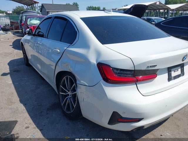 2022 Bmw 330i Xdrive მანქანა იყიდება აუქციონზე, vin: 3MW5R7J0XN8C55171, აუქციონის ნომერი: 45615984