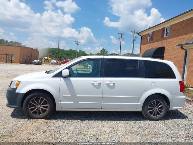45615990 :رقم المزاد ، 2C4RDGCG4HR699972 vin ، 2017 Dodge Grand Caravan Sxt مزاد بيع