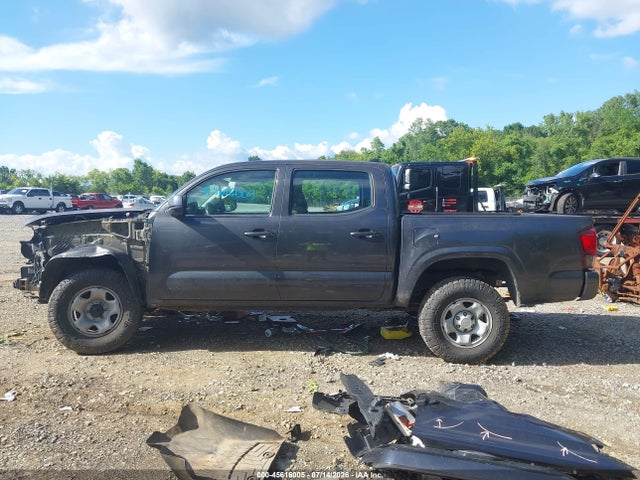 3TMCZ5AN5JM123818 Toyota Tacoma Sr V6