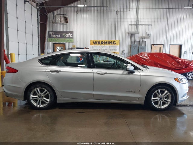 3FA6P0UU5JR243555 Ford Fusion Hybrid S