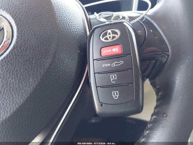 7MUDAABG7RV107674 Toyota Corolla Cross Xle