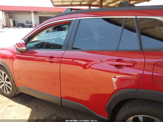 7MUDAABG7RV107674 Toyota Corolla Cross Xle
