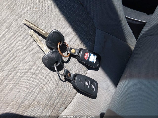 KMHCT5AEXFU233828 Hyundai ACCENT GS