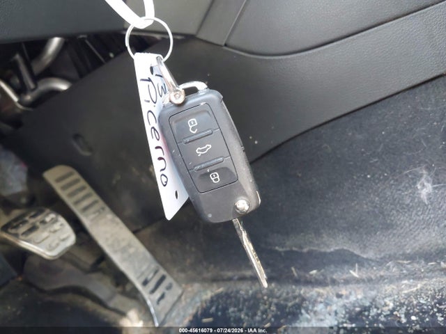 Продаж на аукціоні авто 2017 Volkswagen Jetta Gli, vin: 3VW5T7AJ1HM253069, номер лоту: 45616079