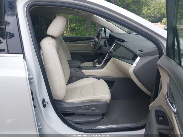 45616095 :رقم المزاد ، 1GYKNCRS6KZ152485 vin ، 2019 Cadillac Xt5 Luxury مزاد بيع