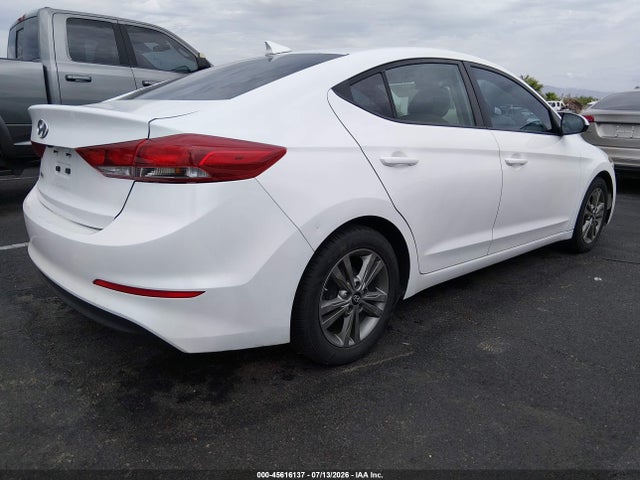 5NPD84LF7HH140403 Hyundai ELANTRA SE