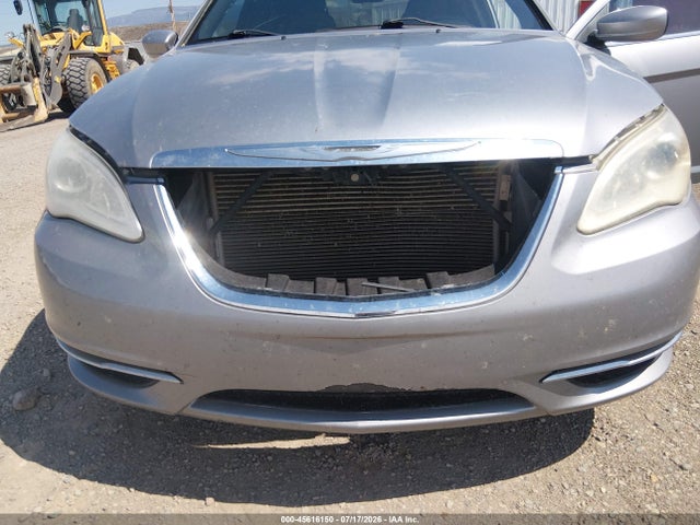 2013 Chrysler 200 Touring მანქანა იყიდება აუქციონზე, vin: 1C3CCBBB7DN542448, აუქციონის ნომერი: 45616150