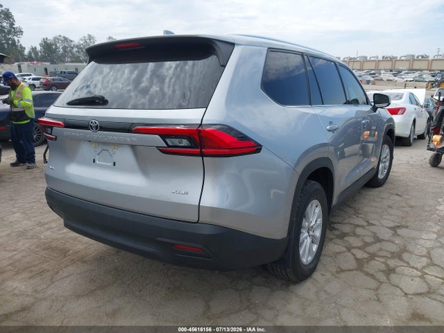Toyota Grand Highlander Xle/limited/platinum 2024 5TDAAAB53RS004439 Image 4
