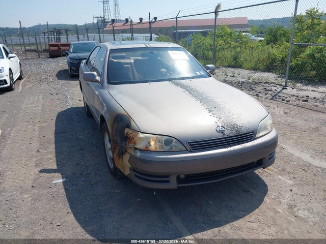 45616159 :رقم المزاد ، JT8GK13TXR0055913 vin ، 1994 Lexus Es 300 مزاد بيع