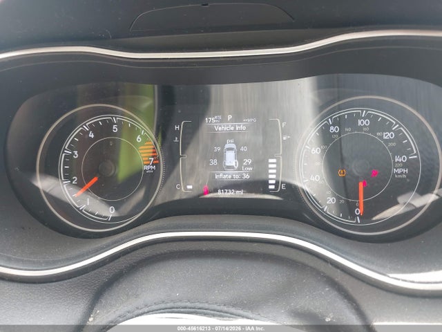 2019 Jeep Cherokee Latitude Fwd მანქანა იყიდება აუქციონზე, vin: 1C4PJLCB7KD382226, აუქციონის ნომერი: 45616213