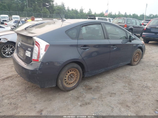 Toyota Prius Four 2015 JTDKN3DU1F1950332 Image 4