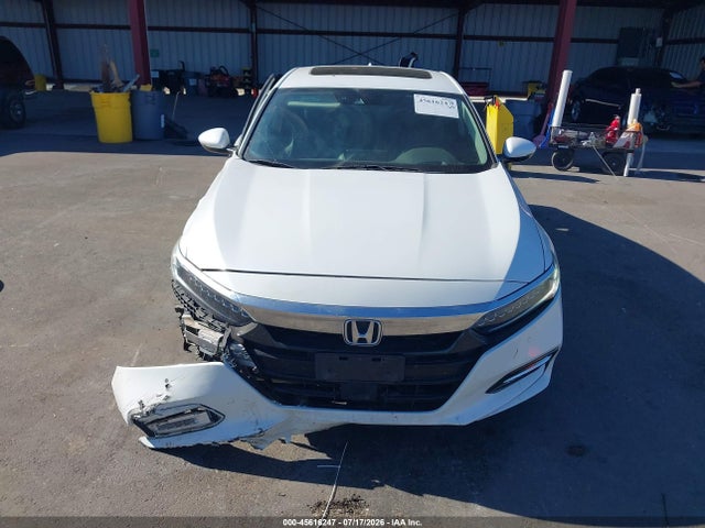 1HGCV3F99JA012831 Honda Accord Hybrid Touring