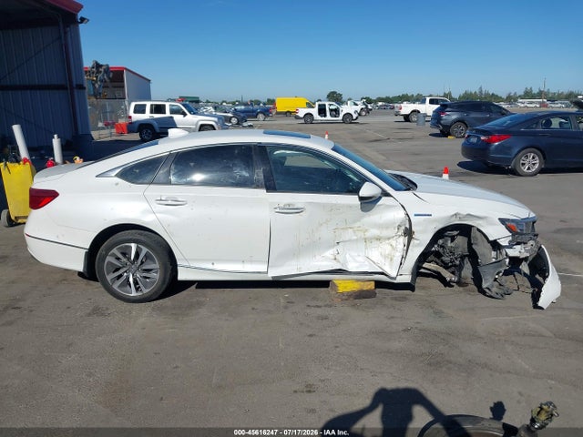 1HGCV3F99JA012831 Honda Accord Hybrid Touring