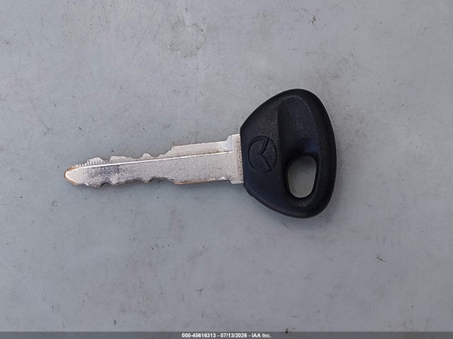 Продаж на аукціоні авто 2003 Mazda Mx-5 Miata Cloth/ls/se/shinsen, vin: JM1NB353230311101, номер лоту: 45616313