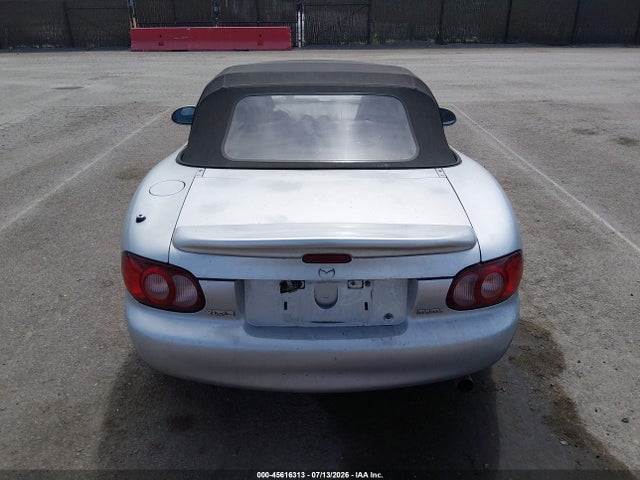 Продаж на аукціоні авто 2003 Mazda Mx-5 Miata Cloth/ls/se/shinsen, vin: JM1NB353230311101, номер лоту: 45616313