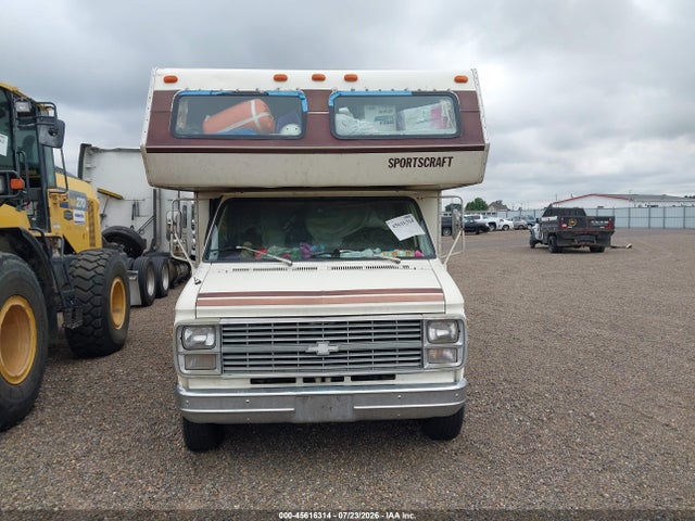 Продажа на аукционе авто 1984 Chevrolet G30, vin: 2GBJG31M4E4176793, номер лота: 45616314