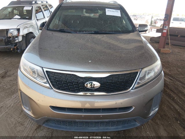 5XYKTDA73FG554218 KIA Sorento Lx V6