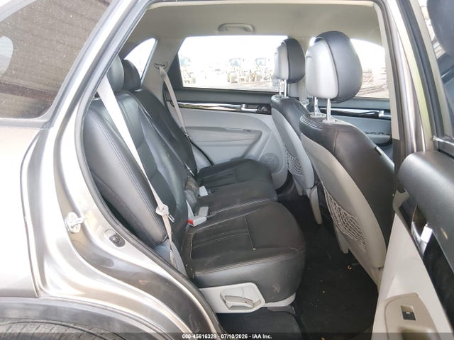 5XYKTDA73FG554218 KIA Sorento Lx V6